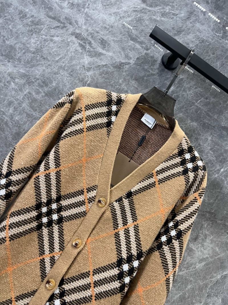 Burberry Sweaters